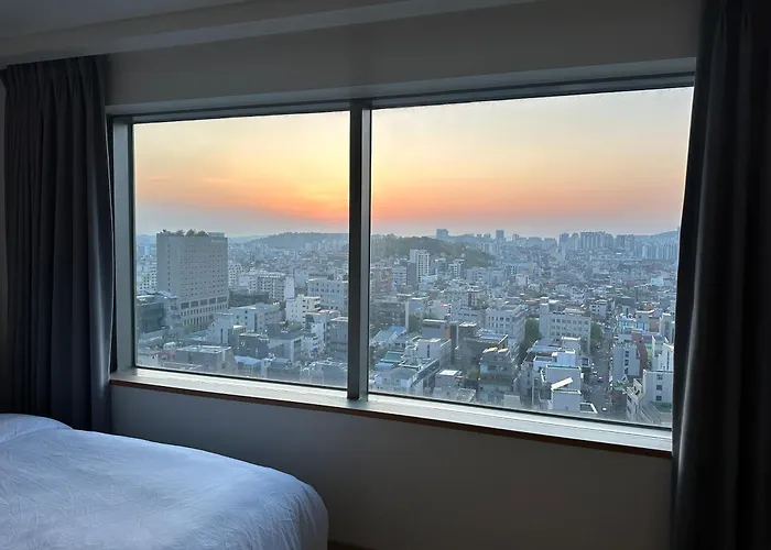 Hongdae Paradise Cityview Apartment *