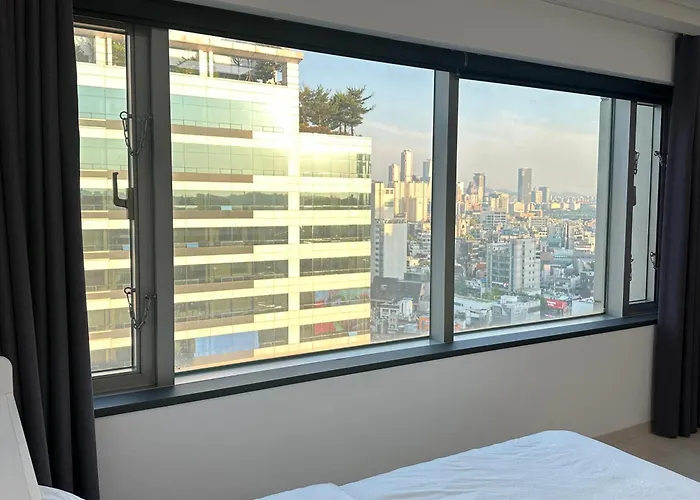 Hongdae Paradise Cityview Apartment *
